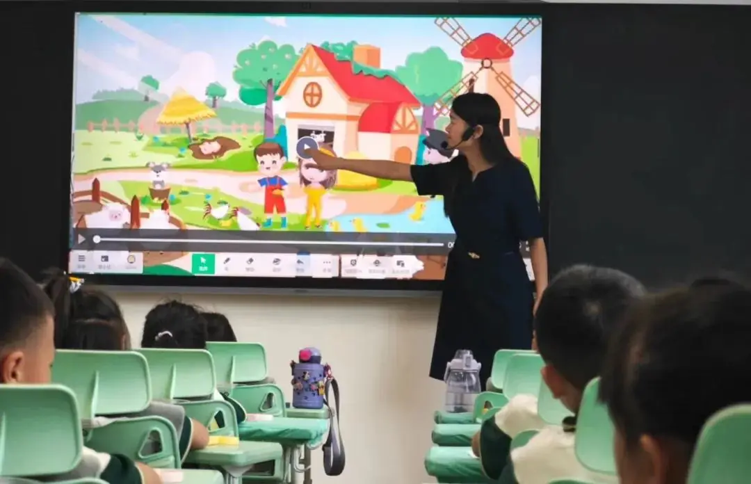 遇见文华 探秘小学 ——中牟县淳泽路幼儿园参观小学幼小衔接实践活动 第35张 遇见文华 探秘小学 ——中牟县淳泽路幼儿园参观小学幼小衔接实践活动 第35张