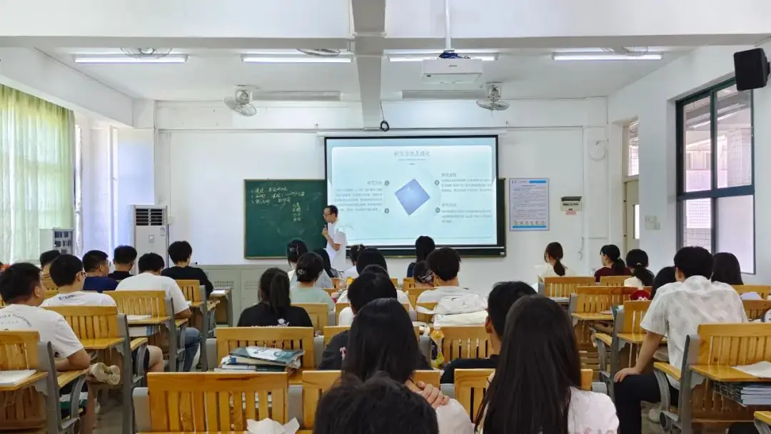 备战2025年3+证书高职高考辅导班,0基础提分效果显示,公办大学上课 第6张 备战2025年3+证书高职高考辅导班,0基础提分效果显示,公办大学上课 第6张