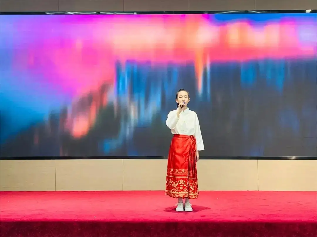 快乐童声 梦想启航——龙泰小学举行2024年庆“六·一”校园小歌手比赛 第37张 快乐童声 梦想启航——龙泰小学举行2024年庆“六·一”校园小歌手比赛 第37张