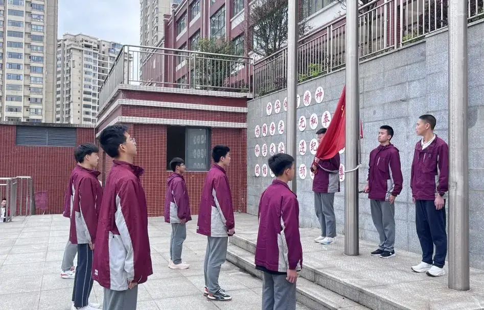 向国旗敬礼 | 第十四周升旗仪式—为高考加油! 第20张