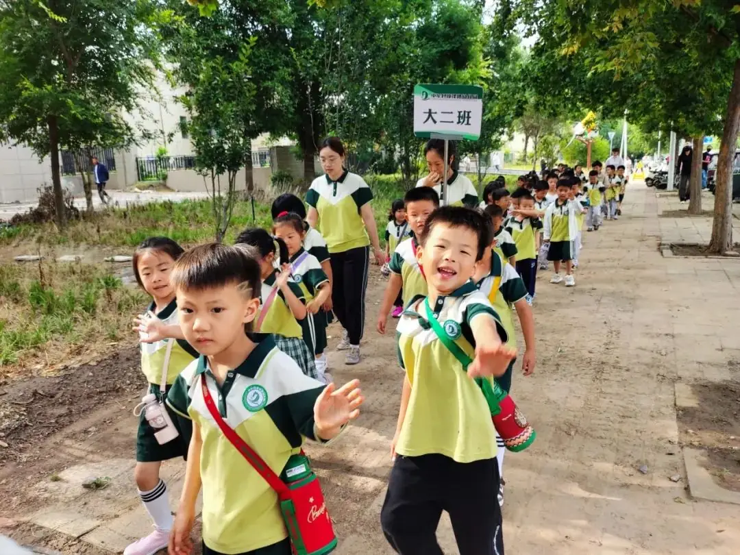 遇见文华 探秘小学 ——中牟县淳泽路幼儿园参观小学幼小衔接实践活动 第7张 遇见文华 探秘小学 ——中牟县淳泽路幼儿园参观小学幼小衔接实践活动 第7张