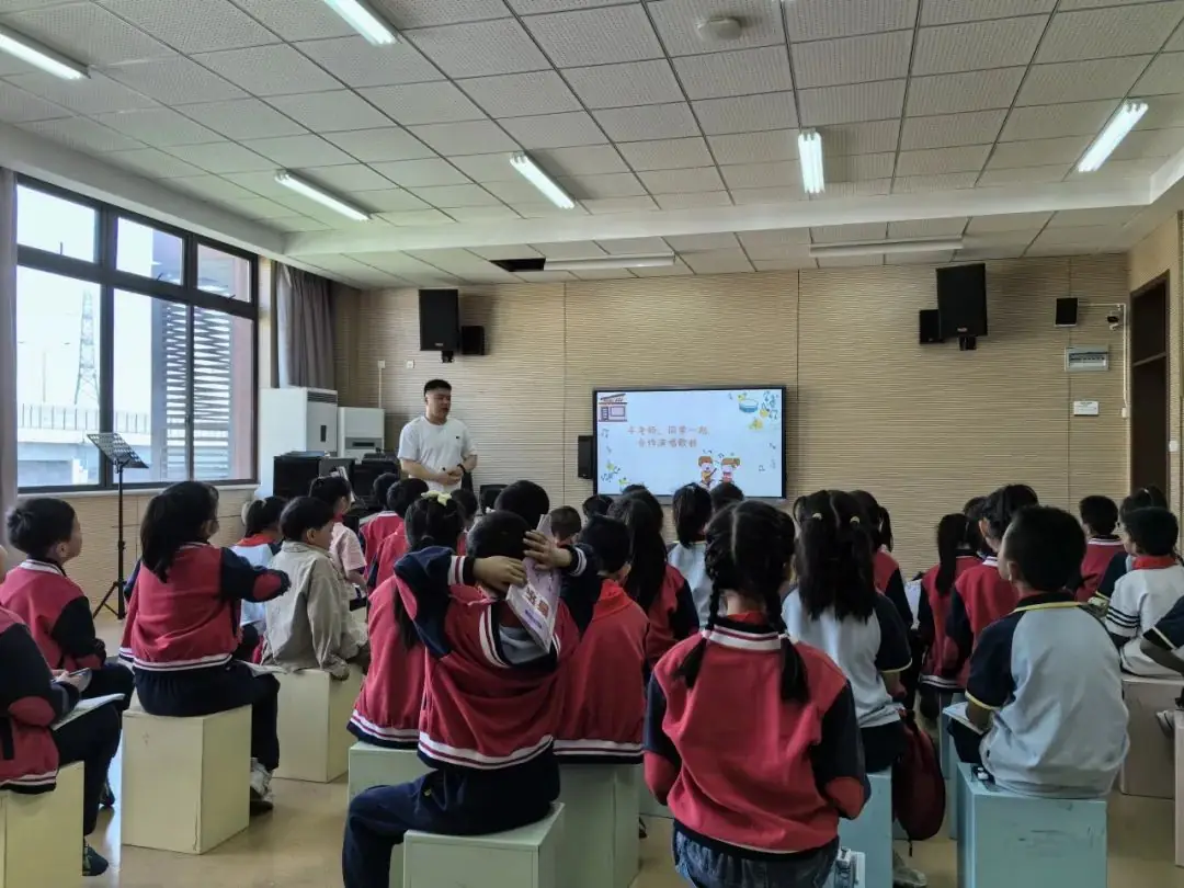 “五四”杯 良渚七贤小学第二年青年新教师展评课 第12张 “五四”杯 良渚七贤小学第二年青年新教师展评课 第12张