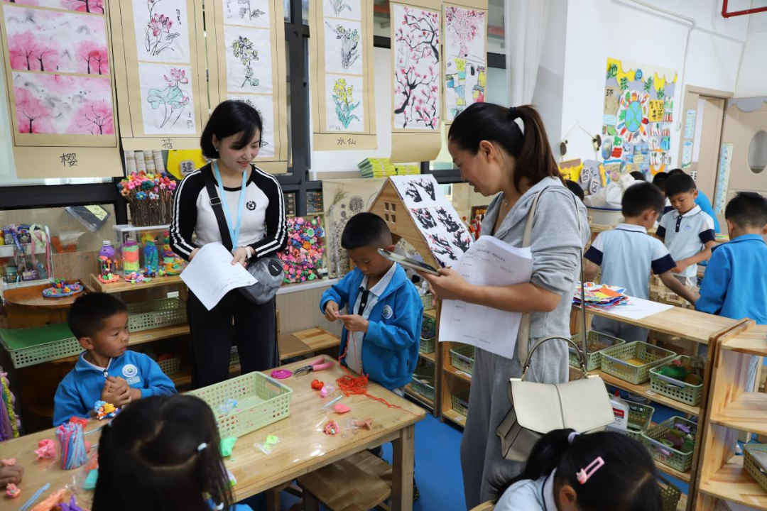 盘州市第二小学与盘州市第二幼儿园 “幼小衔接 同课异构” 联合教研活动 第14张 盘州市第二小学与盘州市第二幼儿园 “幼小衔接 同课异构” 联合教研活动 第14张