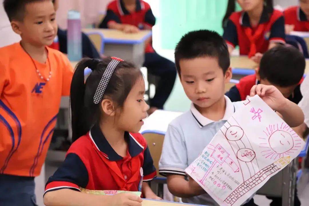 探秘小学 启程未来——乐东县第二幼儿园参观小学活动 第32张 探秘小学 启程未来——乐东县第二幼儿园参观小学活动 第32张