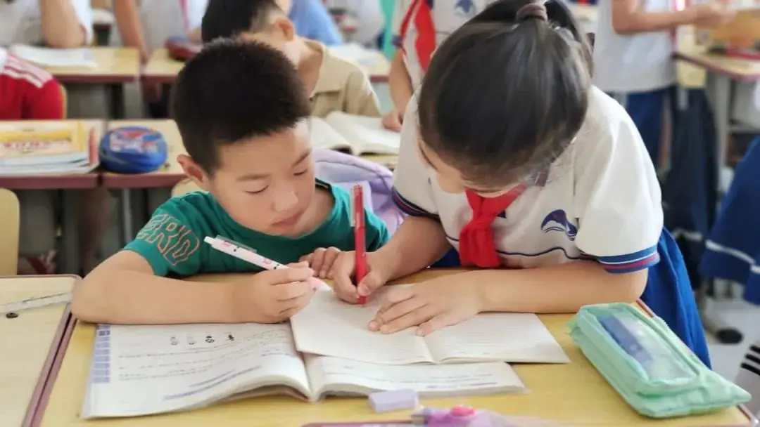 【幼小衔接】大白庄小学联合大白庄镇中心幼儿园开展了“探秘小学,快乐衔接”的活动 第7张