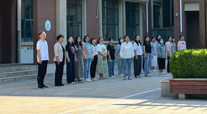 快乐六一 放飞梦想—— 栾城区宏远路小学第十五周升旗仪式 第12张 快乐六一 放飞梦想—— 栾城区宏远路小学第十五周升旗仪式 第12张