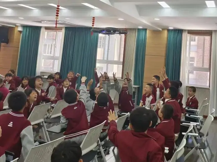 【碑林教育|建国路小学】家长进课堂 用爱筑成长——一年级开展“五老传文化”活动 第16张 【碑林教育|建国路小学】家长进课堂 用爱筑成长——一年级开展“五老传文化”活动 第16张