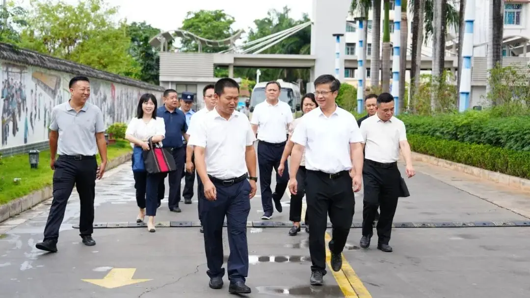 赵刚在调研高考中考备考工作时强调:全力做好服务保障工作,确保高考中考安全有序 第1张 赵刚在调研高考中考备考工作时强调:全力做好服务保障工作,确保高考中考安全有序 第1张