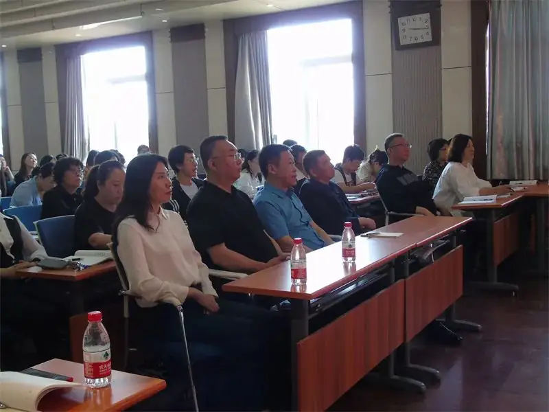 筑牢师德之基,恪尽育人之责——国和小学师德师风教育专题党课 第3张 筑牢师德之基,恪尽育人之责——国和小学师德师风教育专题党课 第3张