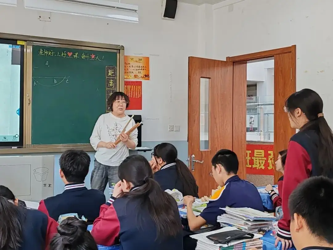聚焦新中考 蓄力新突破—— 嘉汇中学开展省模后专题教学研讨活动 第21张 聚焦新中考 蓄力新突破—— 嘉汇中学开展省模后专题教学研讨活动 第21张