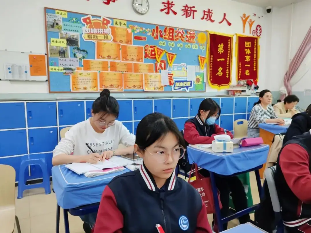 聚焦新中考 蓄力新突破—— 嘉汇中学开展省模后专题教学研讨活动 第64张 聚焦新中考 蓄力新突破—— 嘉汇中学开展省模后专题教学研讨活动 第64张