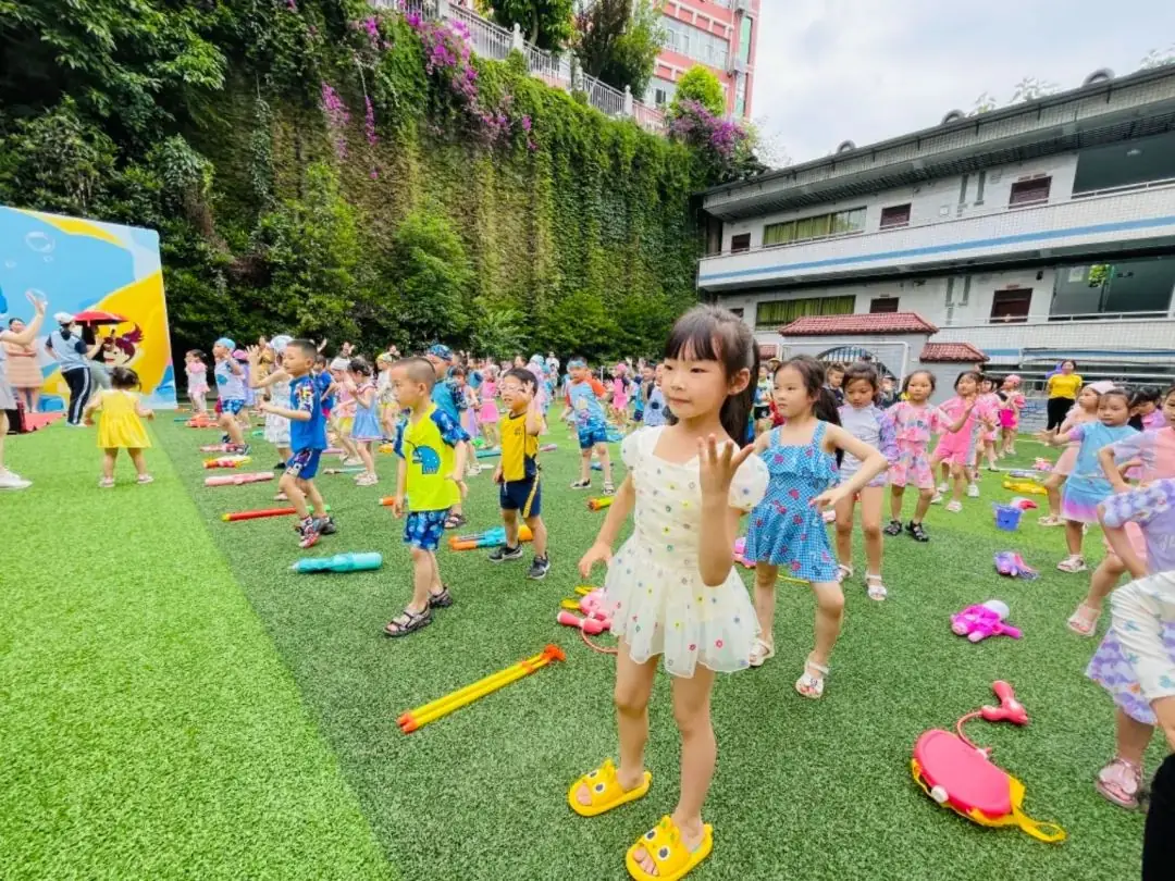欢乐儿童节|在实验小学幼儿园以水为伴 玩嗨水世界 第15张