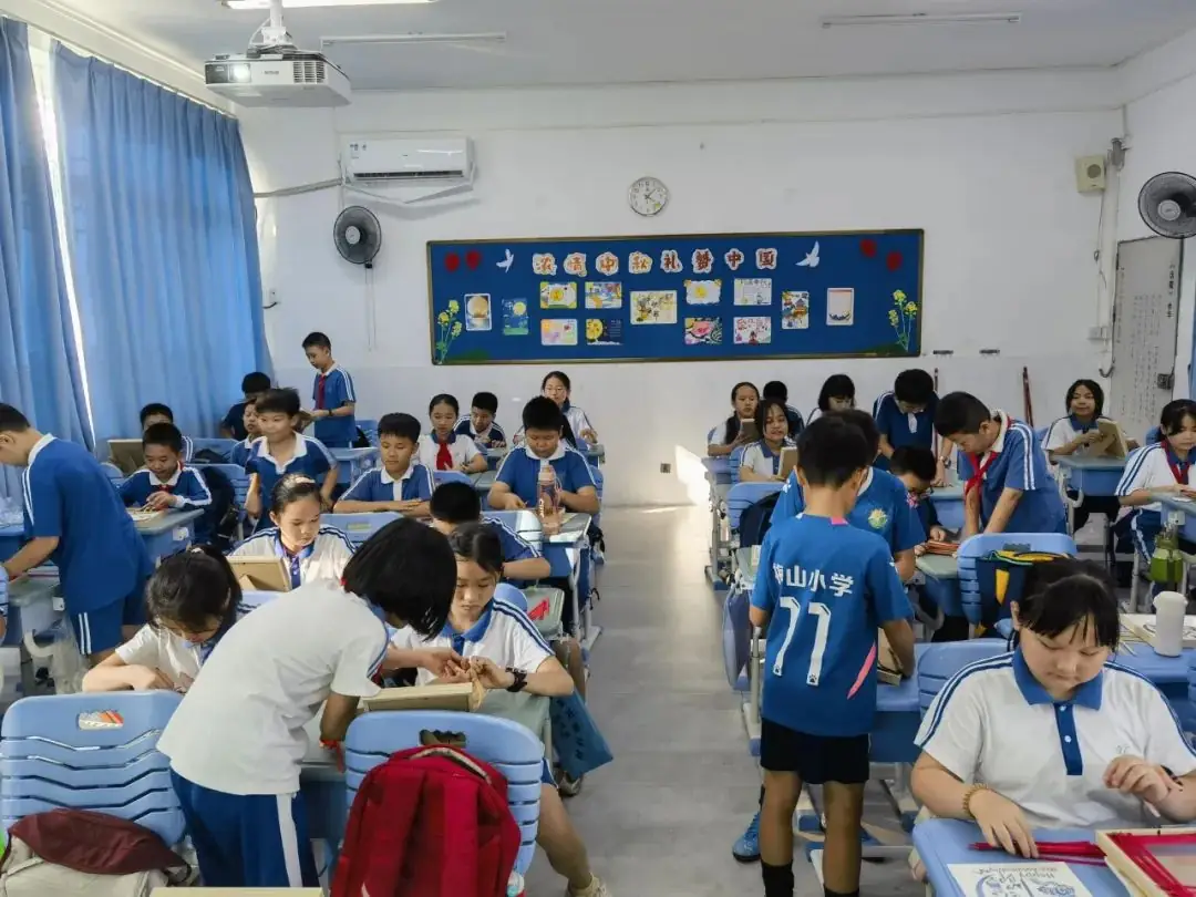 “劳动最光荣” —— 梅山小学学生劳动素养提升系列活动纪实 第220张