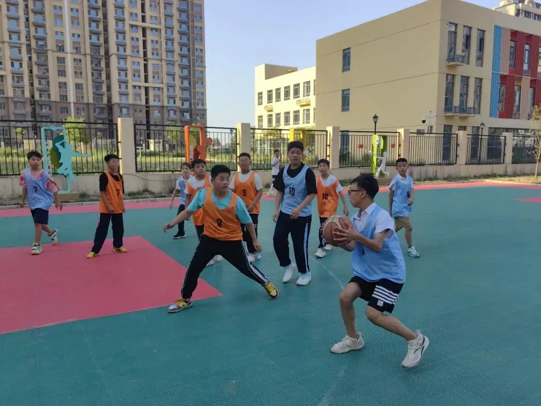 友谊赛,我们是认真的!丨爆台寺小学与实验小学、原曙光二小举行篮球校级友谊联赛 第5张 友谊赛,我们是认真的!丨爆台寺小学与实验小学、原曙光二小举行篮球校级友谊联赛 第5张