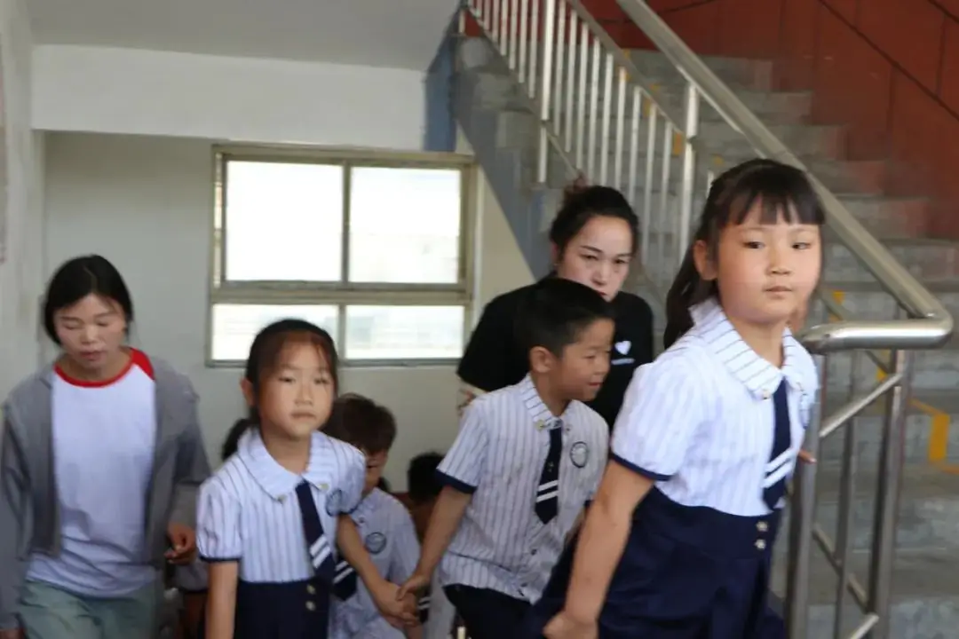 小学初体验、衔接零距离 | 后河镇中心小学邀请后河镇紫金幼儿园开展“幼升小”参观实践活动 第37张 小学初体验、衔接零距离 | 后河镇中心小学邀请后河镇紫金幼儿园开展“幼升小”参观实践活动 第37张