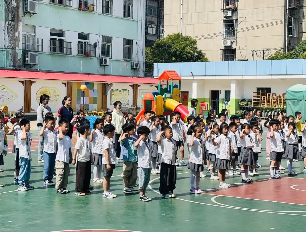 【幼小衔接】“亲爱的小学,我准备好啦” ——星光二幼大班入学准备大闯关 第6张 【幼小衔接】“亲爱的小学,我准备好啦” ——星光二幼大班入学准备大闯关 第6张