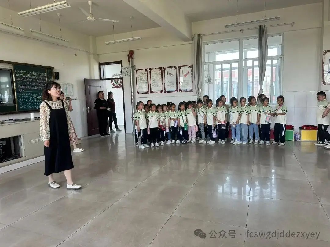 【小学初体验,衔接共成长】王瓜店街道第二中心幼儿园开展“守护育幼底线,成就美好童年”幼小衔接活动 第65张 【小学初体验,衔接共成长】王瓜店街道第二中心幼儿园开展“守护育幼底线,成就美好童年”幼小衔接活动 第65张