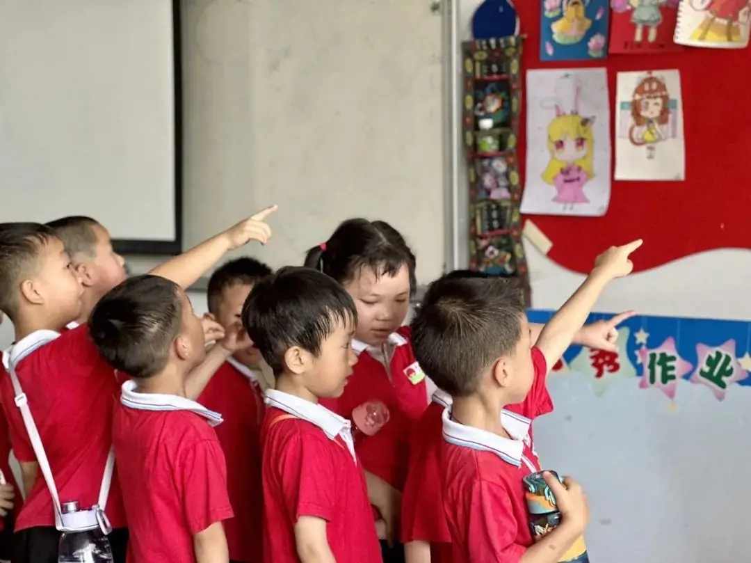 “你好!小学”——江门市蓬江区英才成长幼儿园参观小学活动 第21张 “你好!小学”——江门市蓬江区英才成长幼儿园参观小学活动 第21张