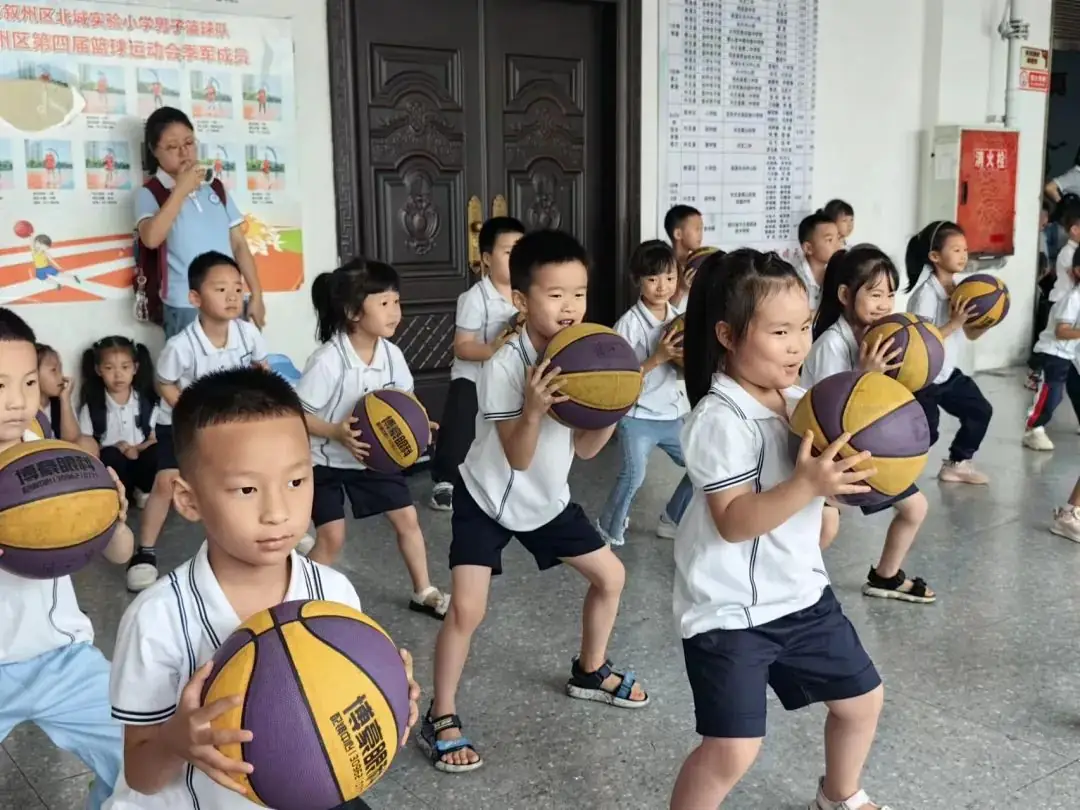 “趣”小学,悦成长 ——叙州区第五幼儿园参观北城实小活动 第43张 “趣”小学,悦成长 ——叙州区第五幼儿园参观北城实小活动 第43张
