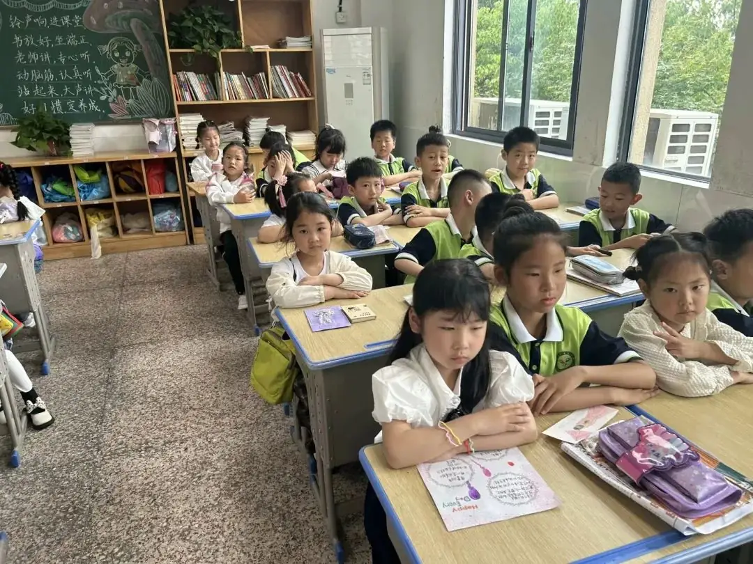 【乐趣课程】初探小学 礼遇成长——西塘丽景幼儿园幼小衔接之走进秀夫小学 第35张 【乐趣课程】初探小学 礼遇成长——西塘丽景幼儿园幼小衔接之走进秀夫小学 第35张