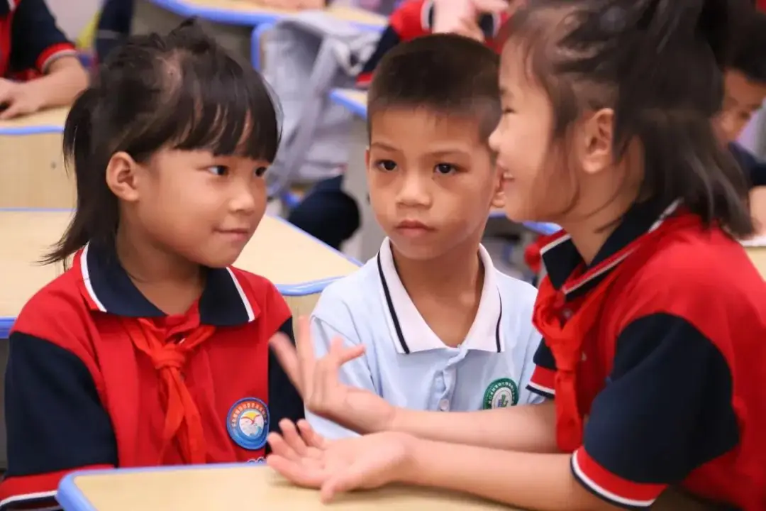 探秘小学 启程未来——乐东县第二幼儿园参观小学活动 第31张 探秘小学 启程未来——乐东县第二幼儿园参观小学活动 第31张
