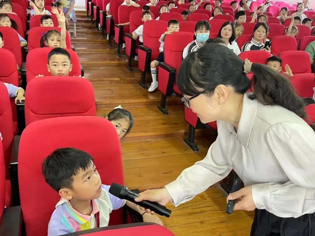 走进小学,体验成长——东钱湖大地幼儿园大班幼小衔接活动花絮-第30张图片-四季读书网