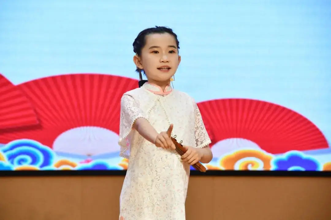 【课程育人】马鞍中心小学举行“童心向党 艺彩纷呈”校园文化艺术节暨第六届戏曲小梅花评比活动 第14张 【课程育人】马鞍中心小学举行“童心向党 艺彩纷呈”校园文化艺术节暨第六届戏曲小梅花评比活动 第14张