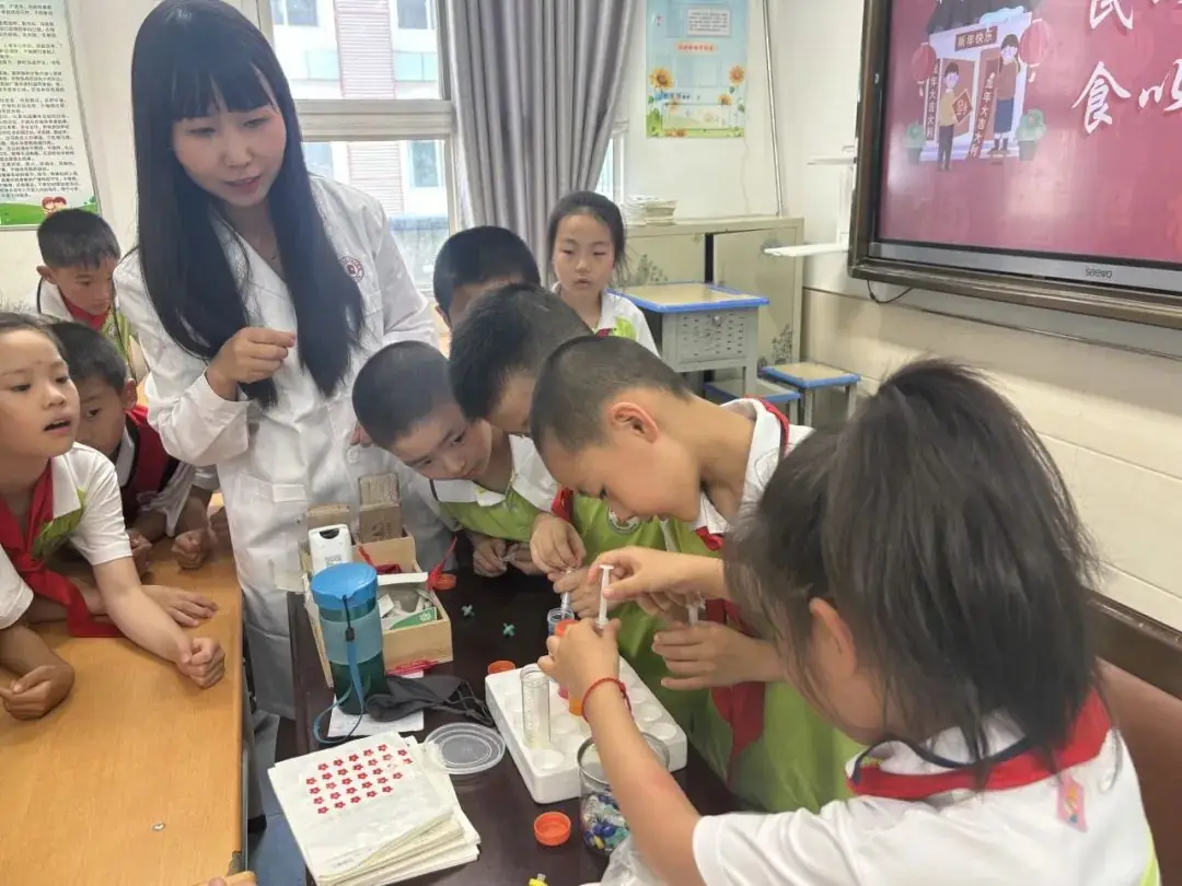 【碑林教育|建国路小学】家长进课堂,用爱筑成长——二年级 第23张 【碑林教育|建国路小学】家长进课堂,用爱筑成长——二年级 第23张