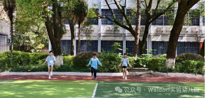 【科学幼小衔接】初探小学 • “幼”见成长——华德瑞幼儿园大班组参观小学活动 第29张