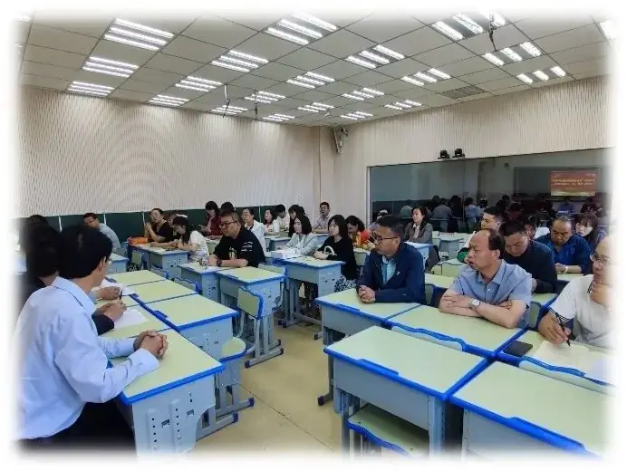 【教研动态】安定区小学英语、初中物理教研团队走进思源实验学校开展主题教研活动 第4张 【教研动态】安定区小学英语、初中物理教研团队走进思源实验学校开展主题教研活动 第4张