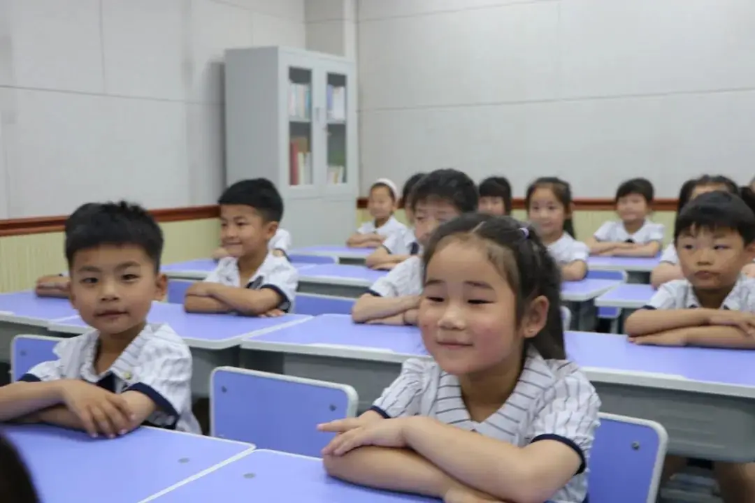 小学初体验、衔接零距离 | 后河镇中心小学邀请后河镇紫金幼儿园开展“幼升小”参观实践活动 第52张 小学初体验、衔接零距离 | 后河镇中心小学邀请后河镇紫金幼儿园开展“幼升小”参观实践活动 第52张