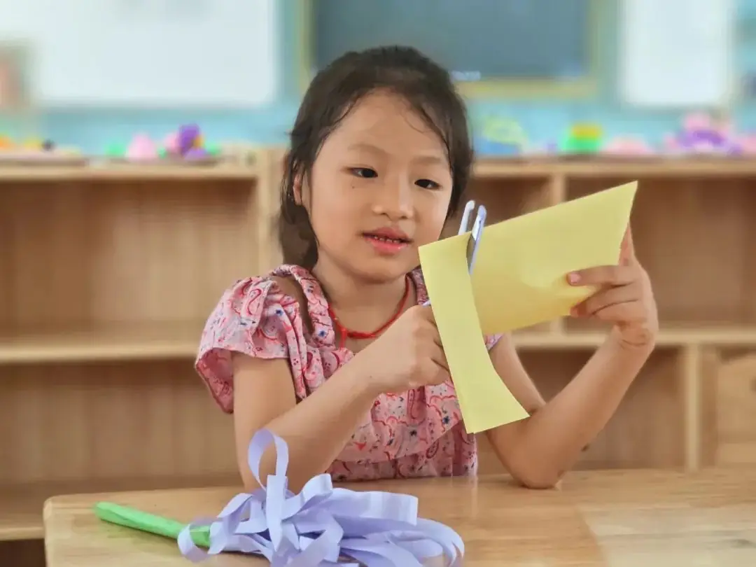 探秘小学 启程未来——乐东县第二幼儿园参观小学活动 第12张 探秘小学 启程未来——乐东县第二幼儿园参观小学活动 第12张