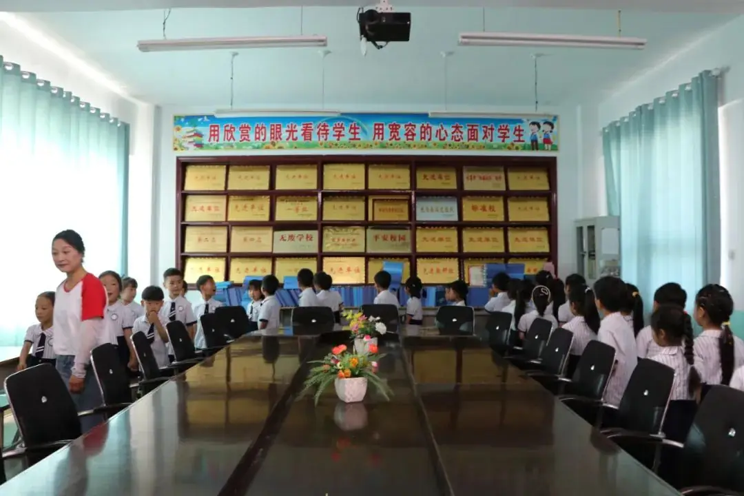 小学初体验、衔接零距离 | 后河镇中心小学邀请后河镇紫金幼儿园开展“幼升小”参观实践活动 第42张 小学初体验、衔接零距离 | 后河镇中心小学邀请后河镇紫金幼儿园开展“幼升小”参观实践活动 第42张