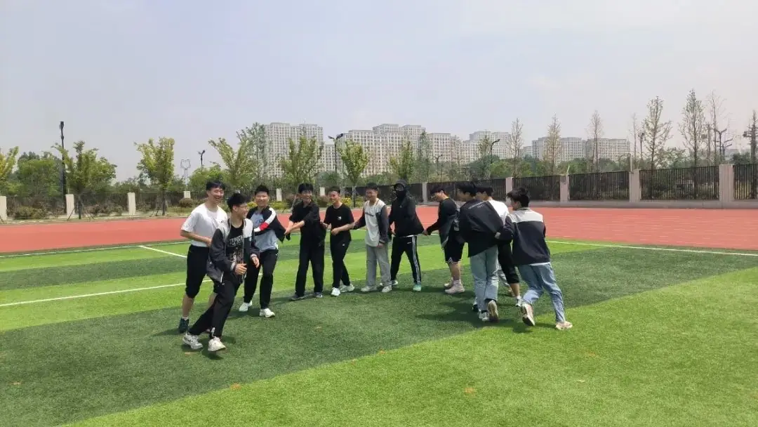 减压赋能,助力中考——新沂海门中学附属学校开展游戏化体育活动 第17张 减压赋能,助力中考——新沂海门中学附属学校开展游戏化体育活动 第17张
