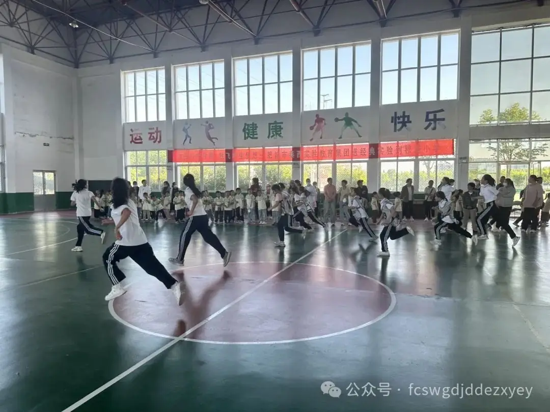 【小学初体验,衔接共成长】王瓜店街道第二中心幼儿园开展“守护育幼底线,成就美好童年”幼小衔接活动 第84张 【小学初体验,衔接共成长】王瓜店街道第二中心幼儿园开展“守护育幼底线,成就美好童年”幼小衔接活动 第84张
