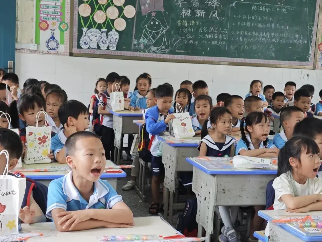 小学初体验,衔接助成长——龙南市龙洲小学幼小衔接之参观校园活动 第31张