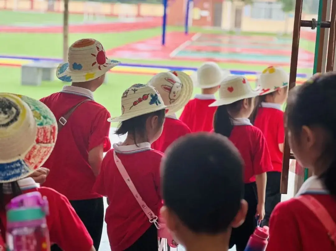 “你好!小学”——江门市蓬江区英才成长幼儿园参观小学活动 第16张 “你好!小学”——江门市蓬江区英才成长幼儿园参观小学活动 第16张
