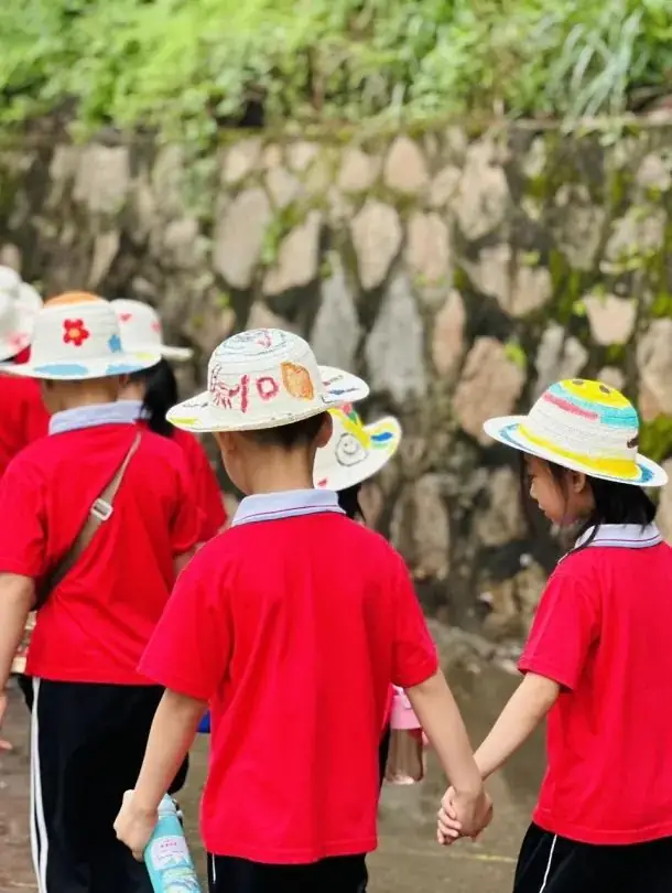 “你好!小学”——江门市蓬江区英才成长幼儿园参观小学活动 第3张 “你好!小学”——江门市蓬江区英才成长幼儿园参观小学活动 第3张
