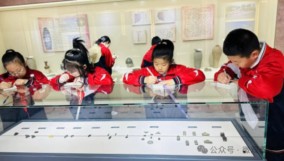 泰来镇第二小学开展“探寻历史印记 感知家乡文化”研学实践活动 第2张 泰来镇第二小学开展“探寻历史印记 感知家乡文化”研学实践活动 第2张