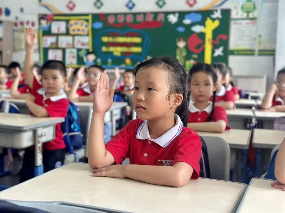 “你好!小学”——江门市蓬江区英才成长幼儿园参观小学活动 第28张 “你好!小学”——江门市蓬江区英才成长幼儿园参观小学活动 第28张