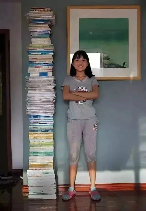 父亲晒出女儿中考图,看哭万人: 孩子,读书虽苦,却是最容易的那条! 第10张 父亲晒出女儿中考图,看哭万人: 孩子,读书虽苦,却是最容易的那条! 第10张