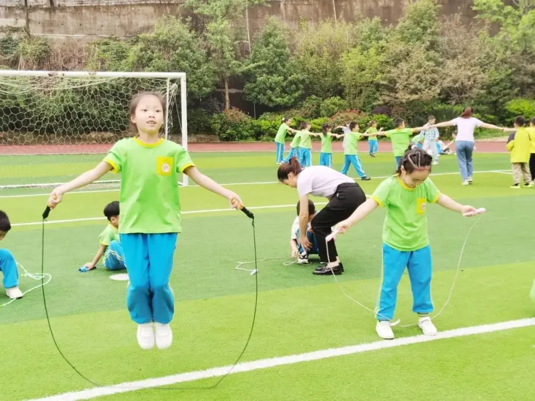 小学初体验 衔接零距离 ——遵义市红花岗区第八小学联合片区幼儿园开展幼小衔接活动 第17张 小学初体验 衔接零距离 ——遵义市红花岗区第八小学联合片区幼儿园开展幼小衔接活动 第17张