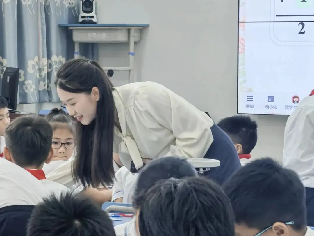 凝新聚力 强师赋能——香雪小学成功举办黄埔区小学数学青年教师培训活动 第7张 凝新聚力 强师赋能——香雪小学成功举办黄埔区小学数学青年教师培训活动 第7张