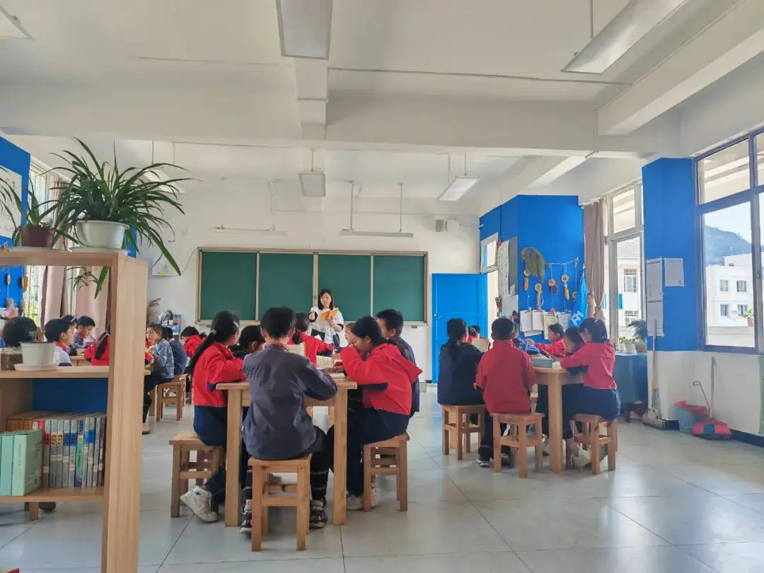 我们是这样一所小学,你想来上吗? 第24张 我们是这样一所小学,你想来上吗? 第24张