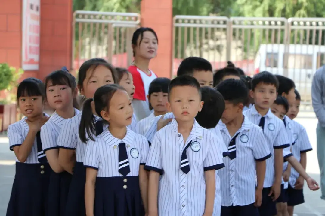 小学初体验、衔接零距离 | 后河镇中心小学邀请后河镇紫金幼儿园开展“幼升小”参观实践活动 第3张 小学初体验、衔接零距离 | 后河镇中心小学邀请后河镇紫金幼儿园开展“幼升小”参观实践活动 第3张