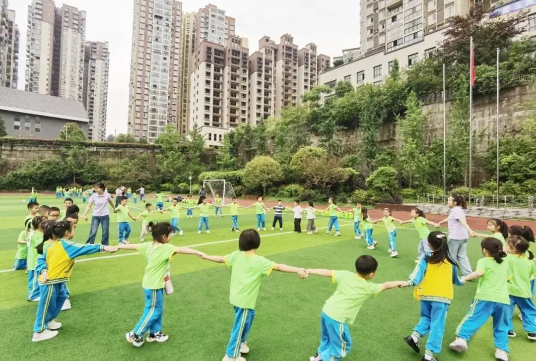 小学初体验 衔接零距离 ——遵义市红花岗区第八小学联合片区幼儿园开展幼小衔接活动 第16张 小学初体验 衔接零距离 ——遵义市红花岗区第八小学联合片区幼儿园开展幼小衔接活动 第16张
