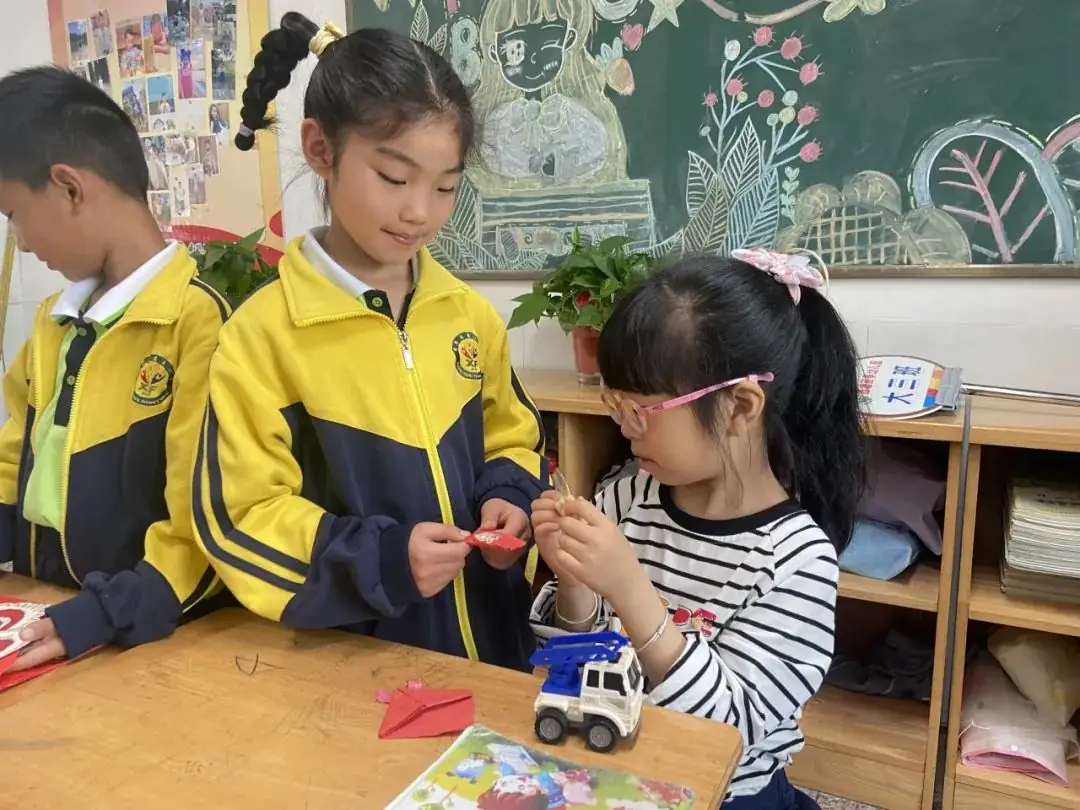 【乐趣课程】初探小学 礼遇成长——西塘丽景幼儿园幼小衔接之走进秀夫小学 第40张 【乐趣课程】初探小学 礼遇成长——西塘丽景幼儿园幼小衔接之走进秀夫小学 第40张