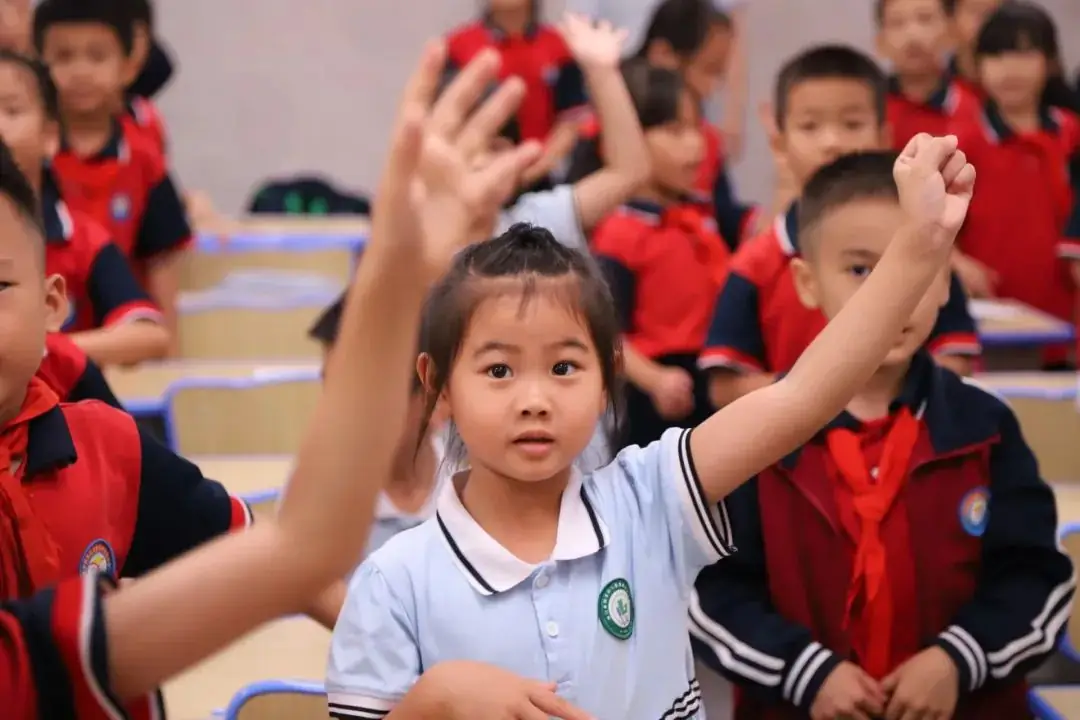 探秘小学 启程未来——乐东县第二幼儿园参观小学活动 第27张 探秘小学 启程未来——乐东县第二幼儿园参观小学活动 第27张