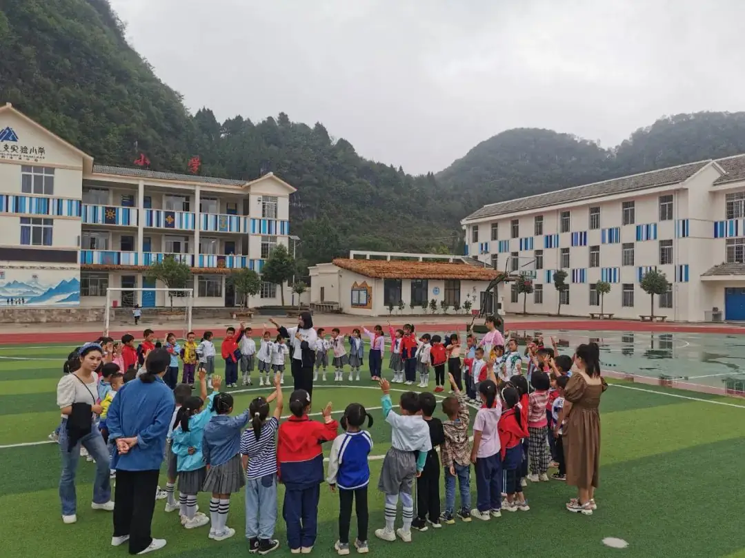 我们是这样一所小学,你想来上吗? 第25张 我们是这样一所小学,你想来上吗? 第25张