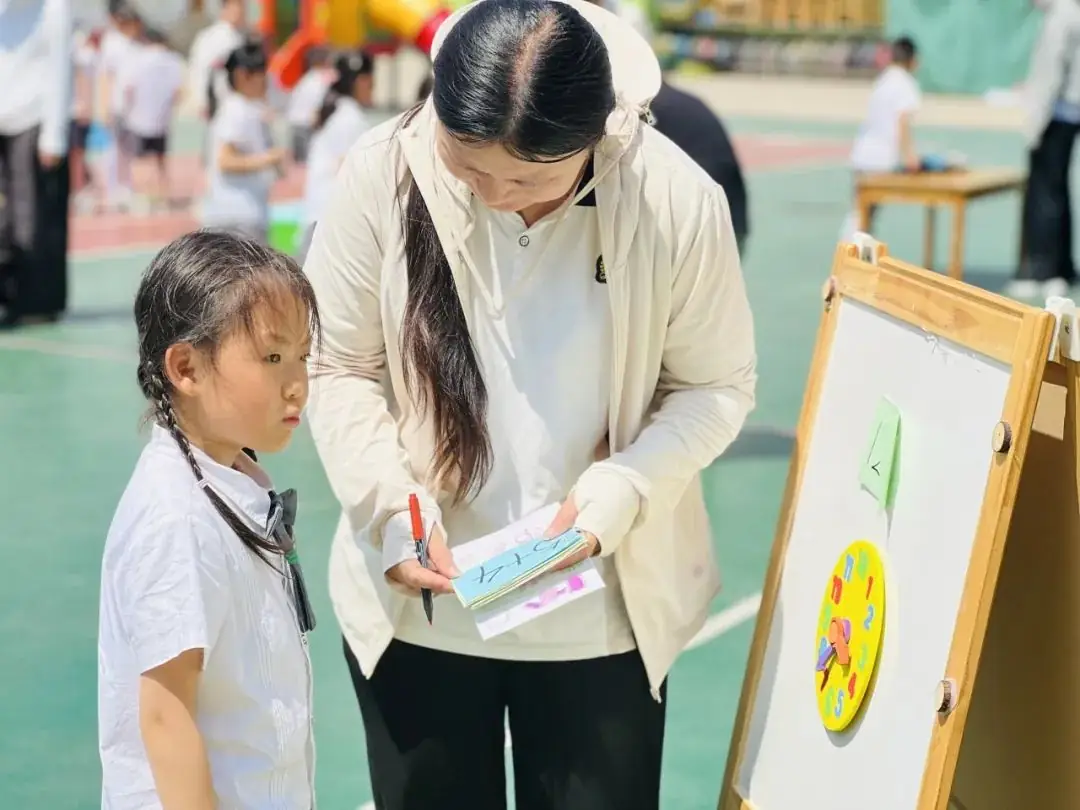 【幼小衔接】“亲爱的小学,我准备好啦” ——星光二幼大班入学准备大闯关 第30张 【幼小衔接】“亲爱的小学,我准备好啦” ——星光二幼大班入学准备大闯关 第30张